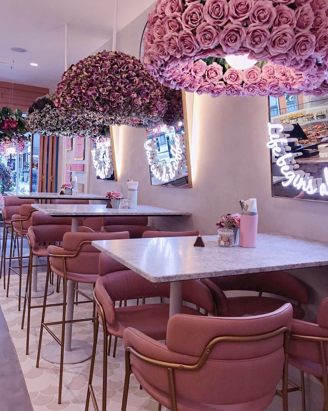 Интерьер кафе кондитерской