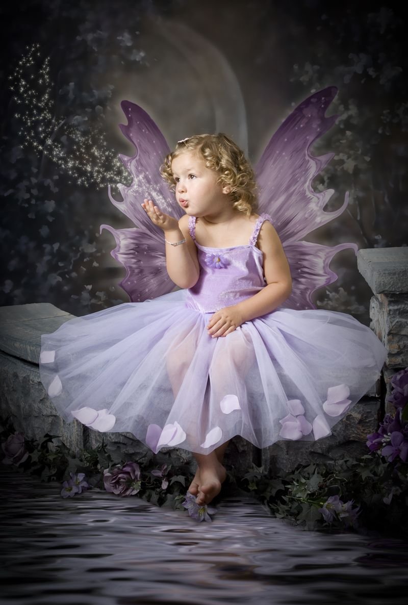 Ангелок с цветами