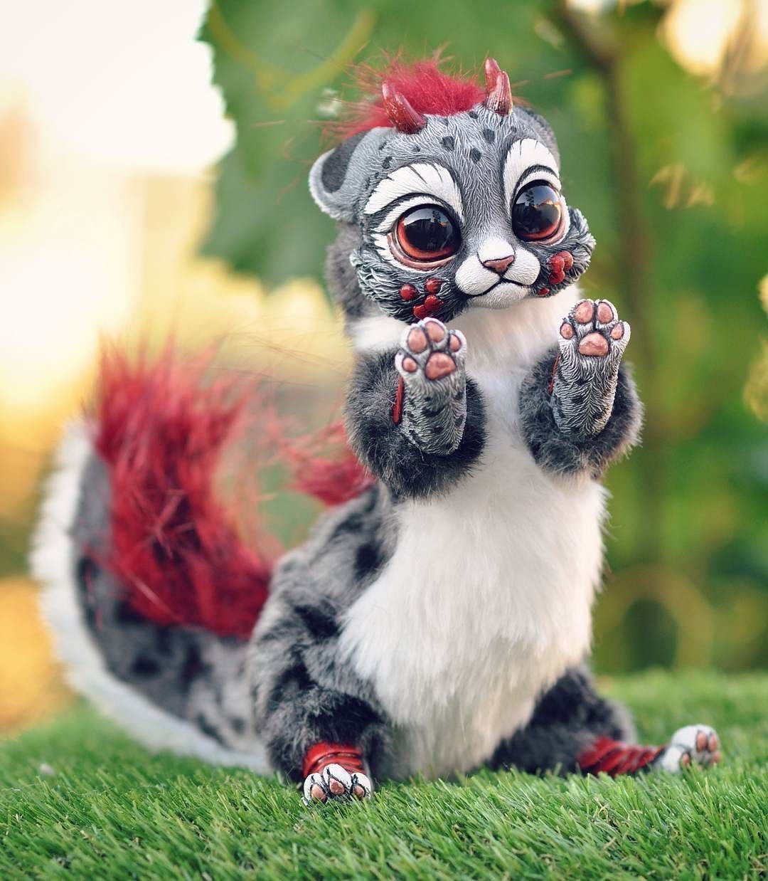 Lisatoms драконы