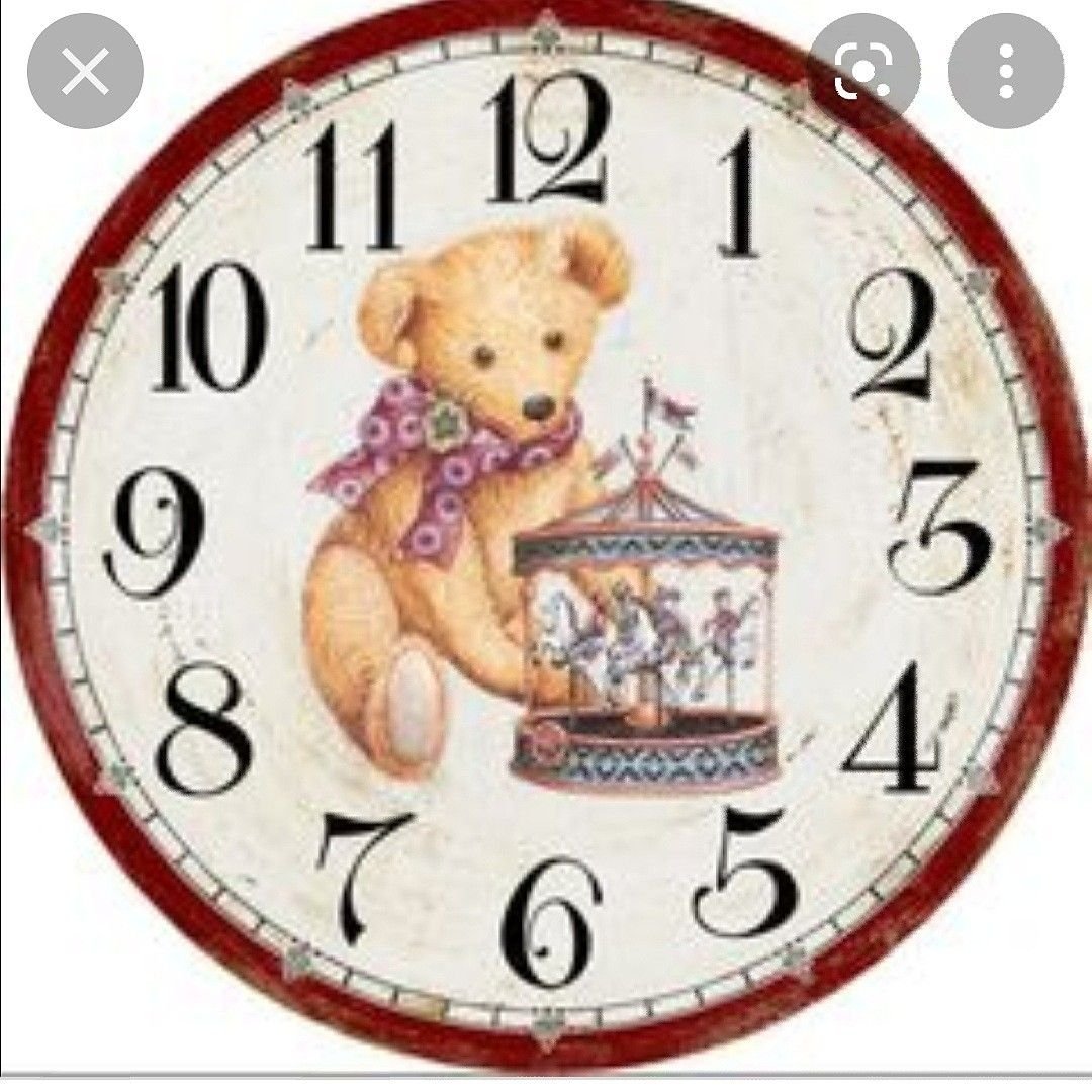 Детские настенные часы без стрелок