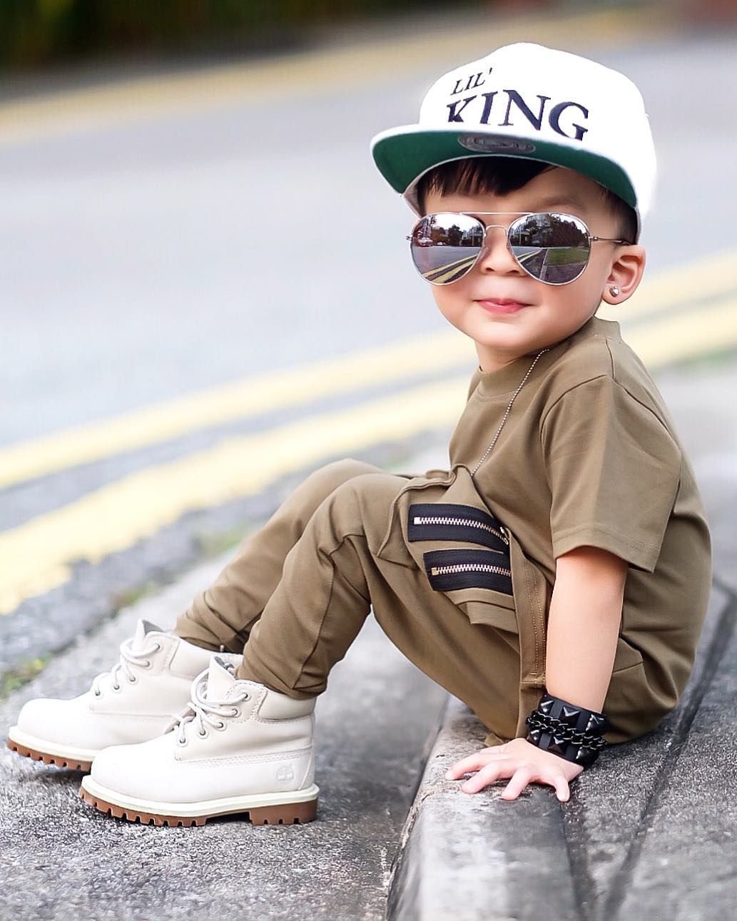 Модно одетые дети