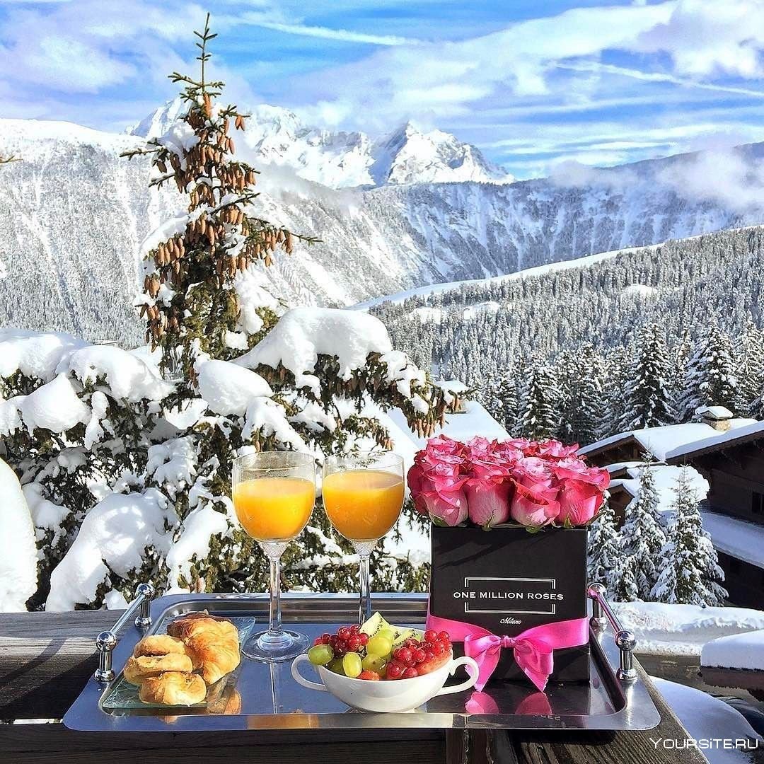 Сердечко на снегу