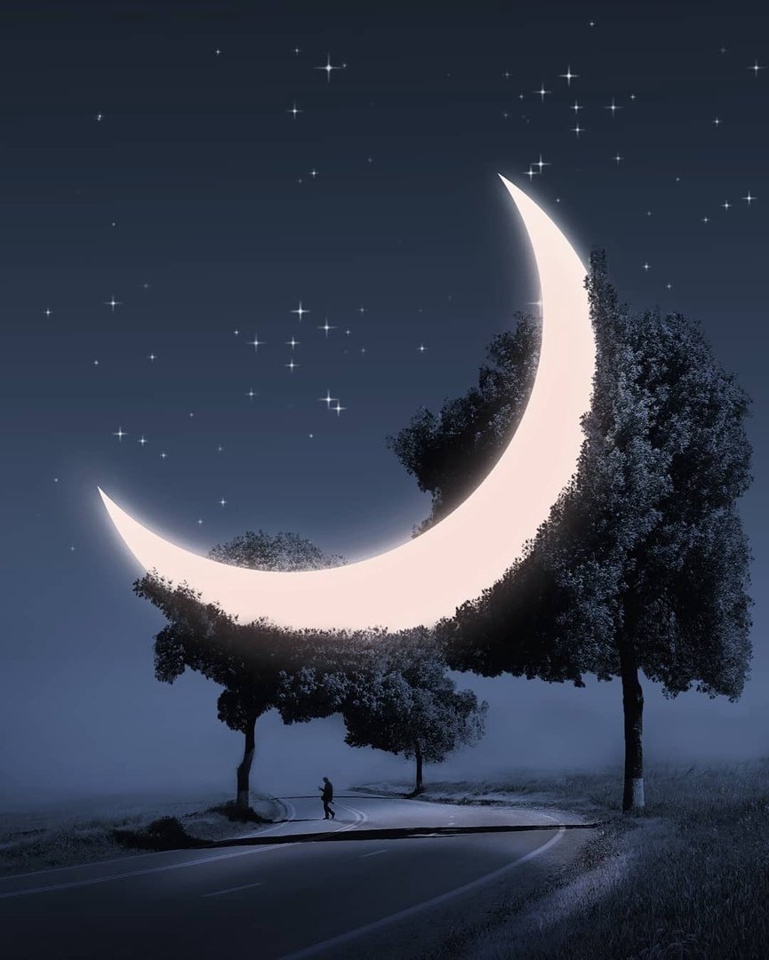 Красивый полумесяц самый