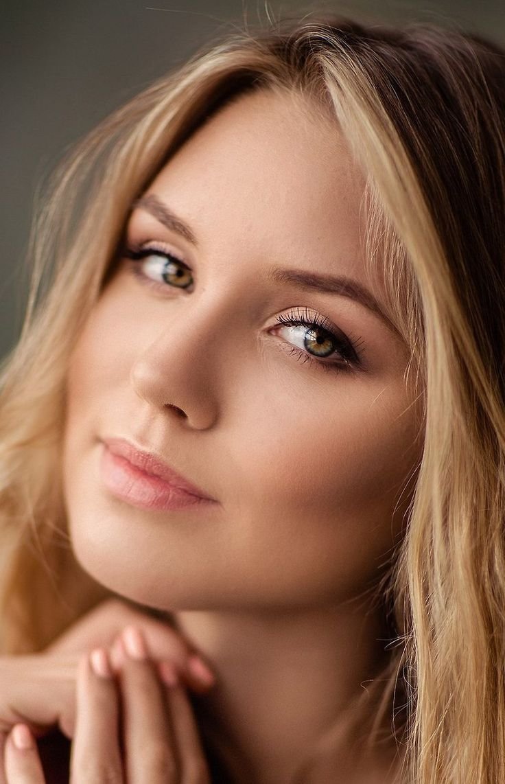 Красивые лица женщин