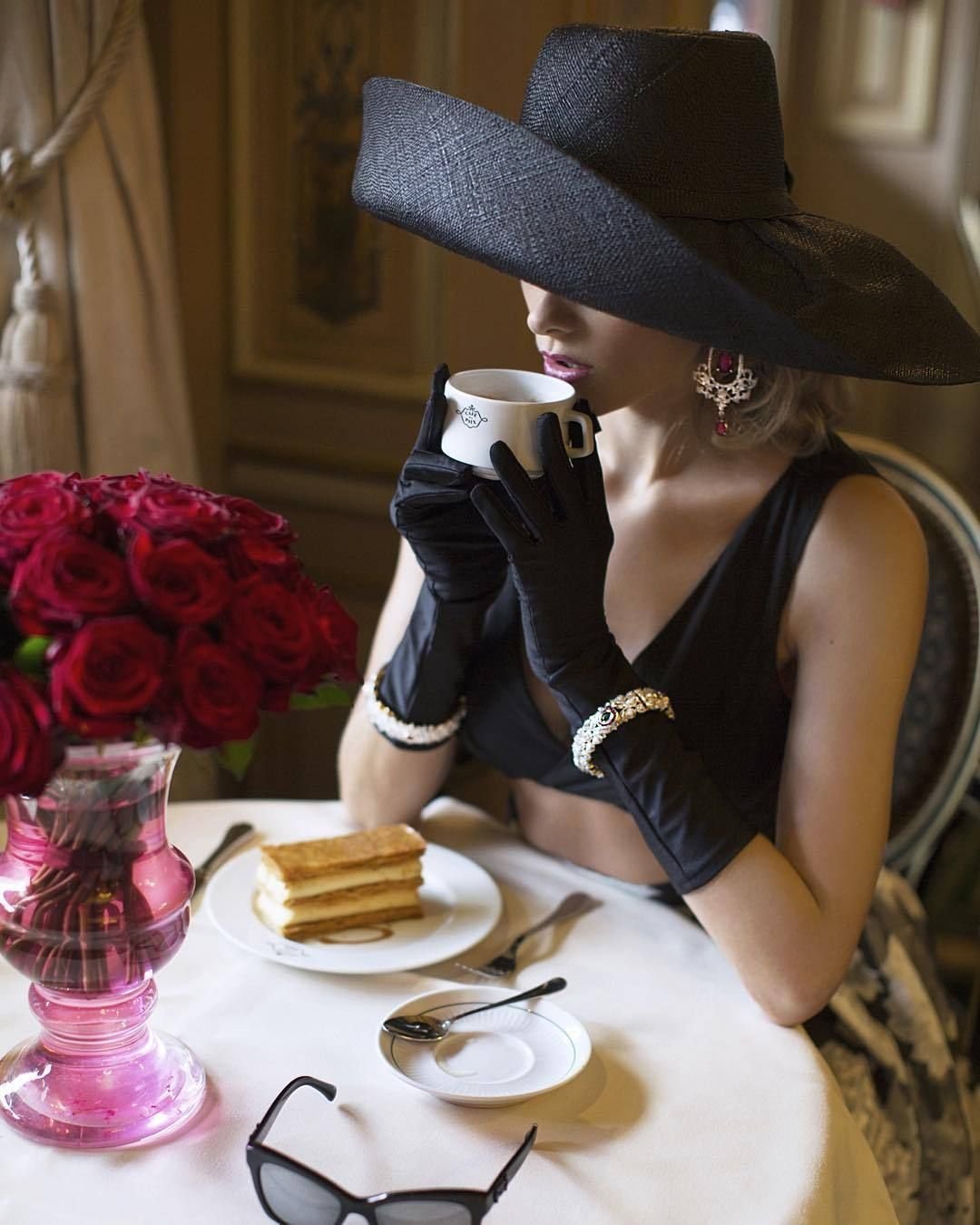 Доброе утро для Инстаграмм с журналами