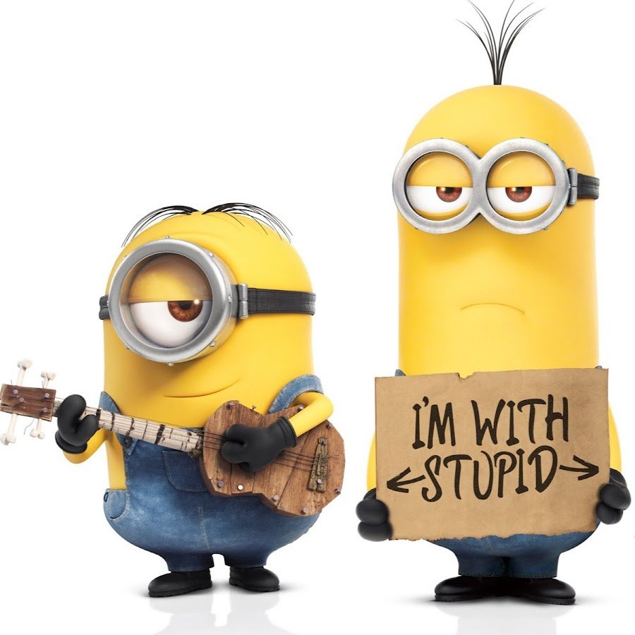 Миньон обнимает