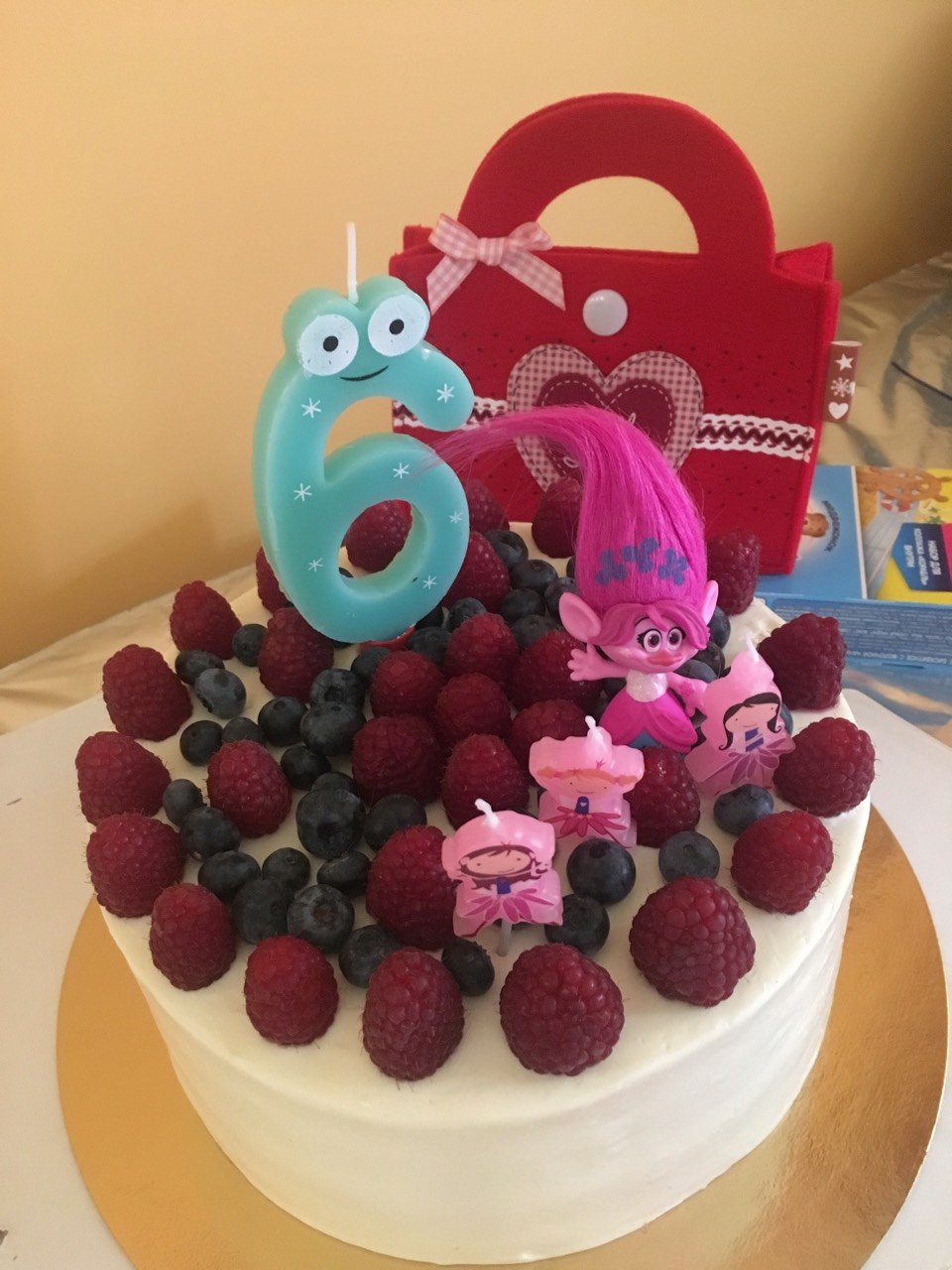 Милане 2 месяца открытки