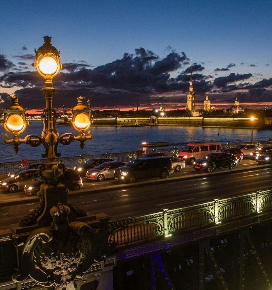 Ночные мосты Санкт-Петербурга