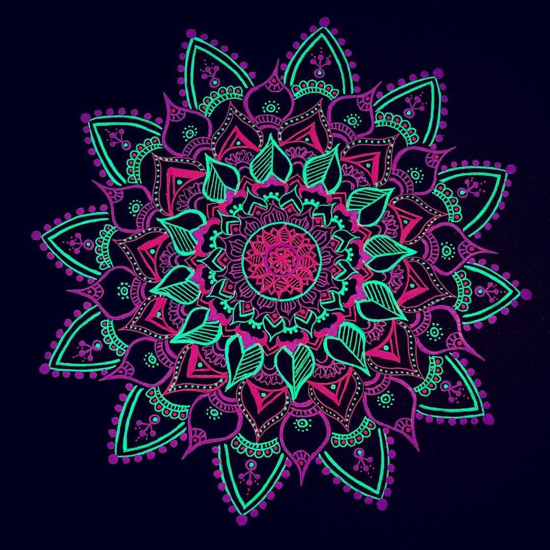 Мандала черная