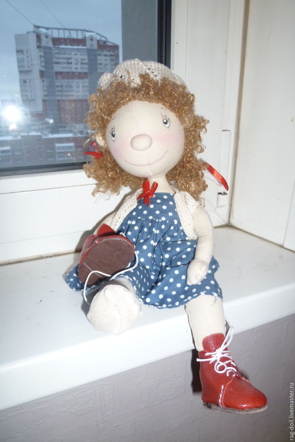 Манюня сериал Постер