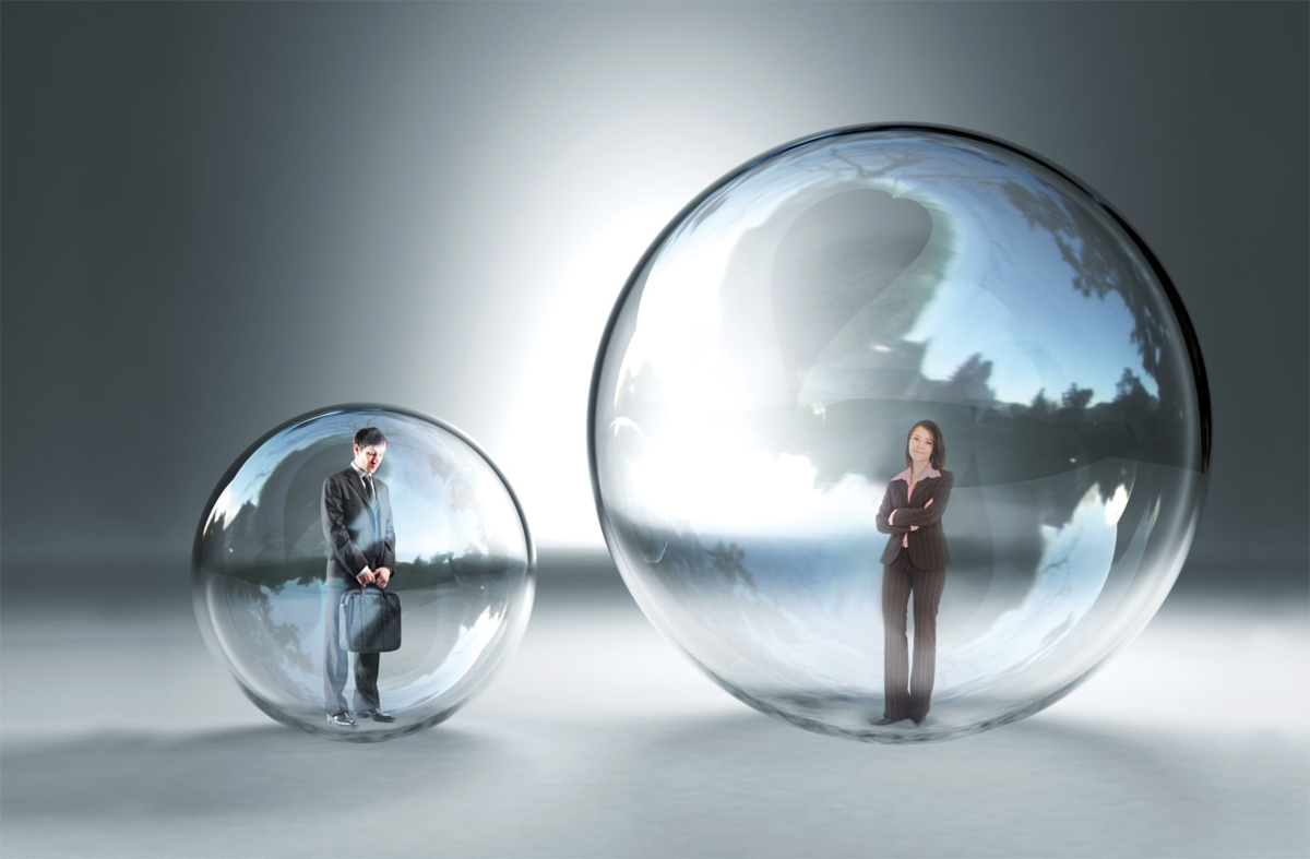 Человек в стеклянной сфере
