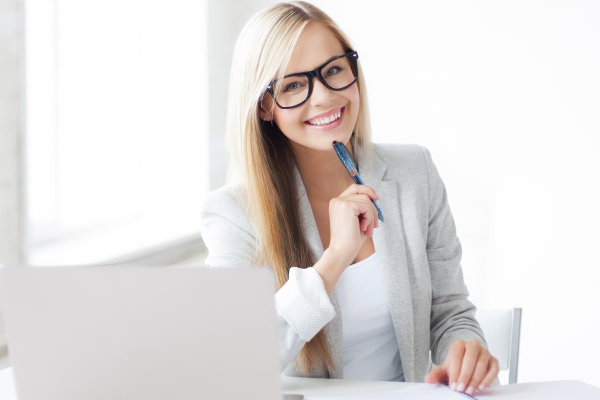 Девушка бухгалтер