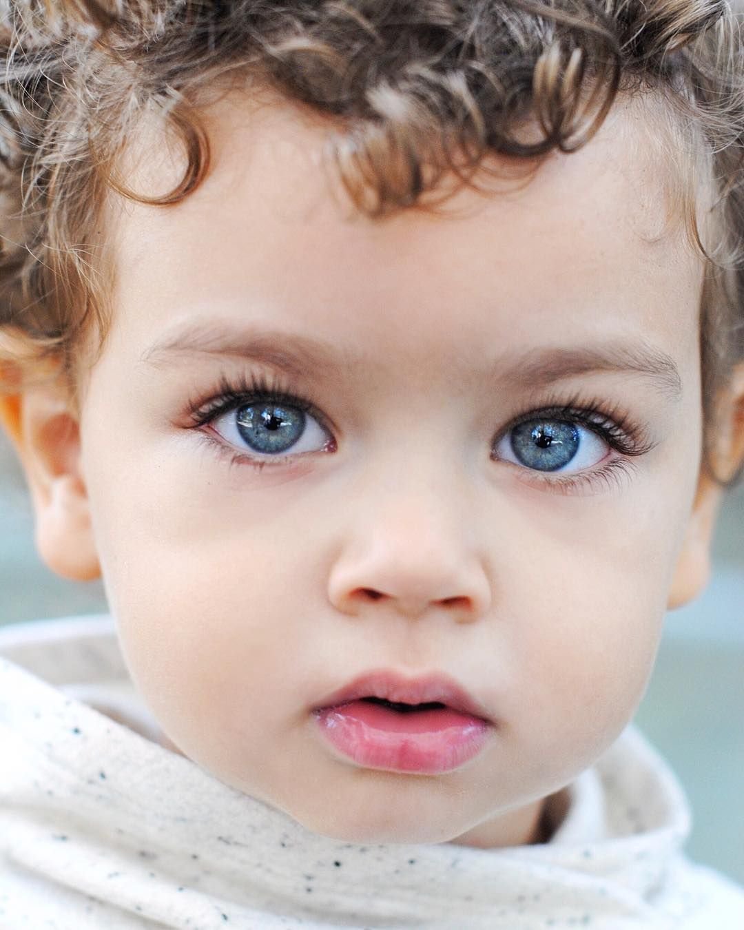 Дети с карими глазами