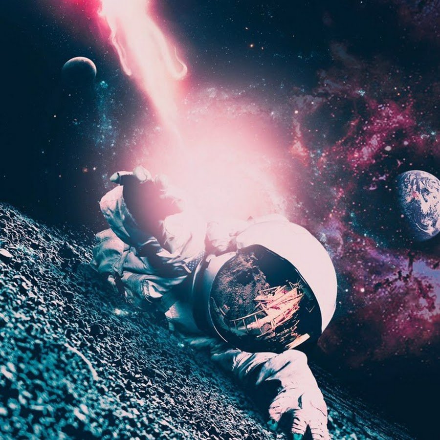 Космонавт в космосе арт