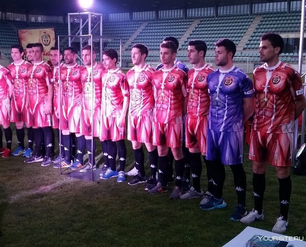 Самые красивые футбольные формы