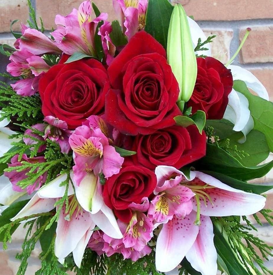 Шикарный букет для дочери