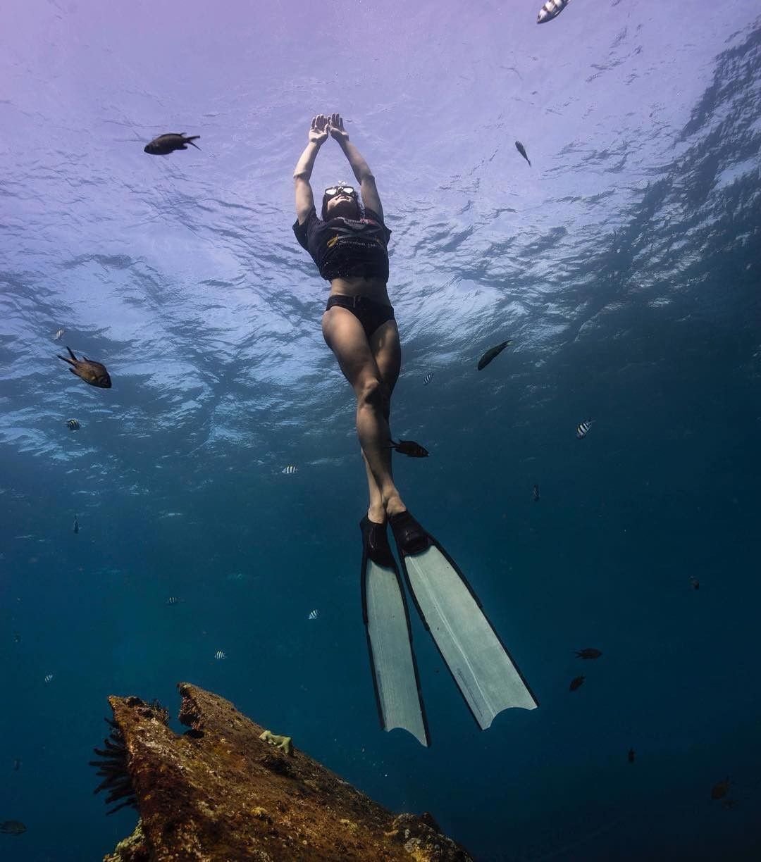 Джессика Райт дайвер