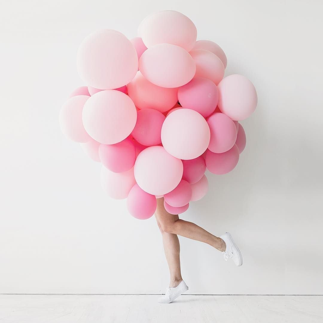 Фотосессияс розовыми шаоиками