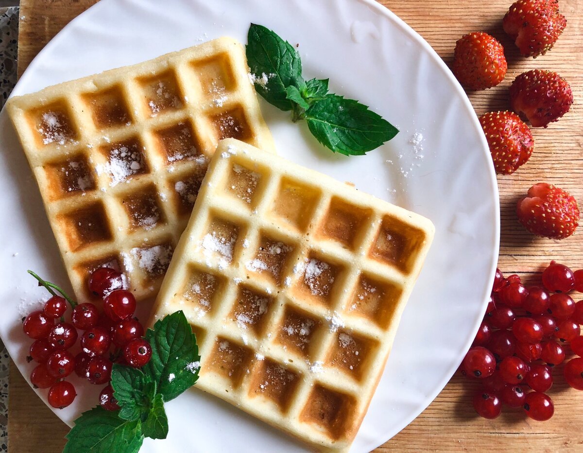 Бельгийские вафли с джемом