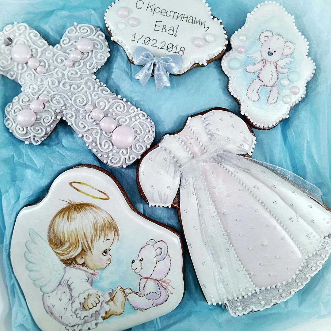 С Крещением надпись