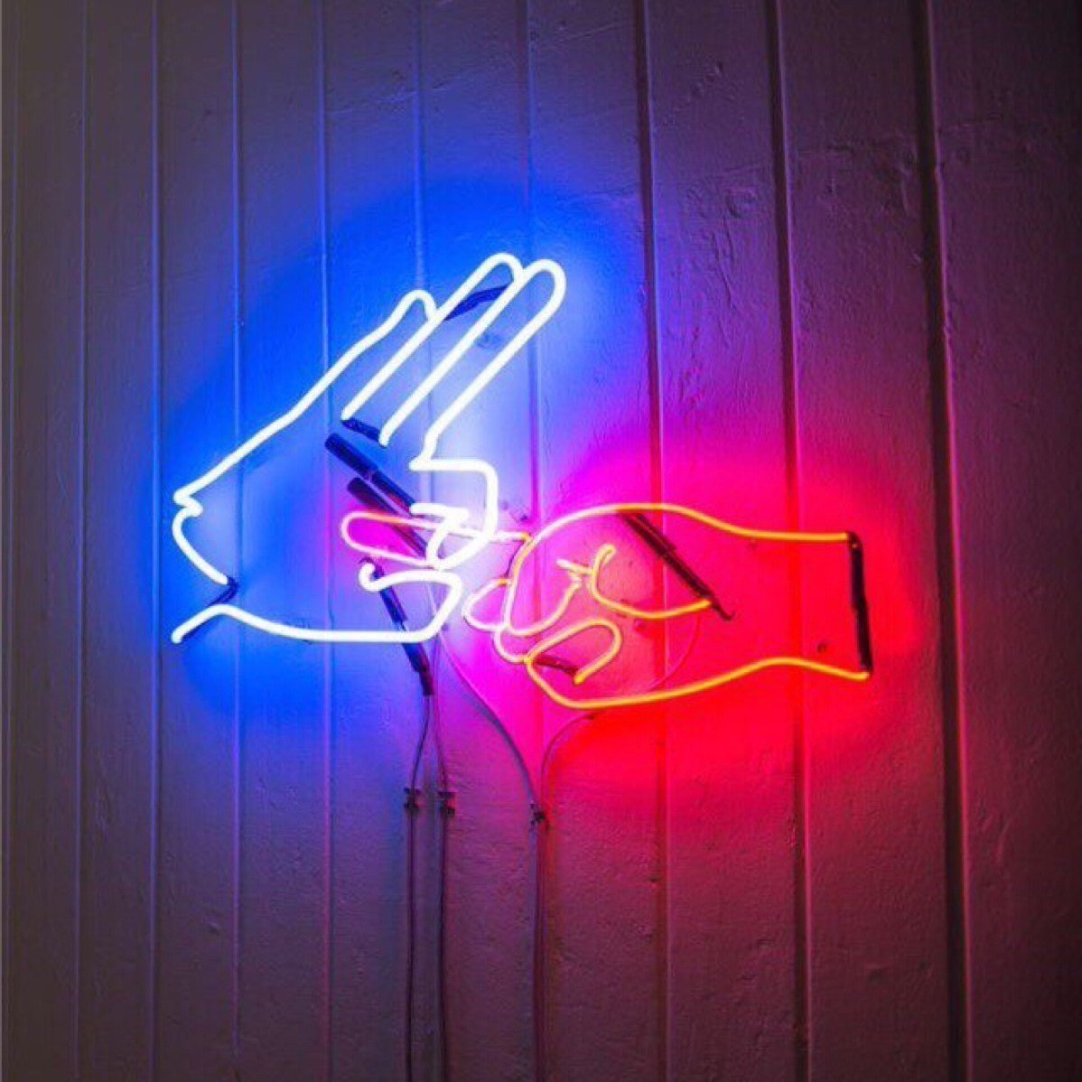 Неоновые надписи