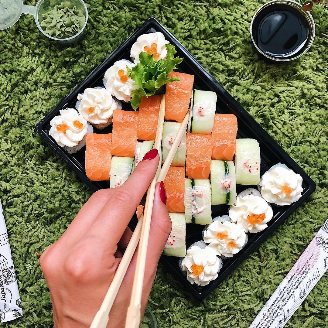 Суши и роллы