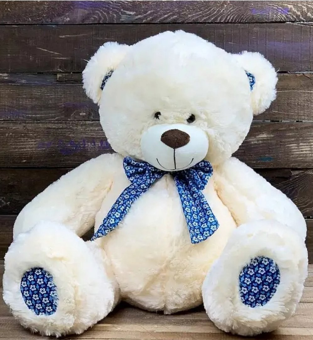 Большой медведь игрушка