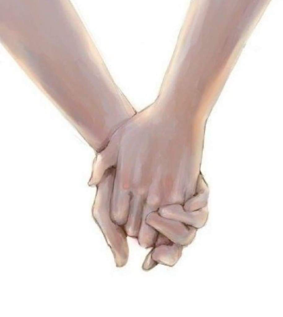 Переплетение рук влюбленных