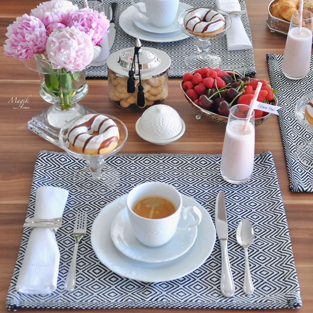 Сервировка стола