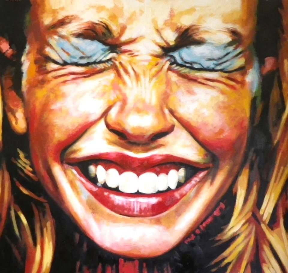 Портрет смеющегося человека