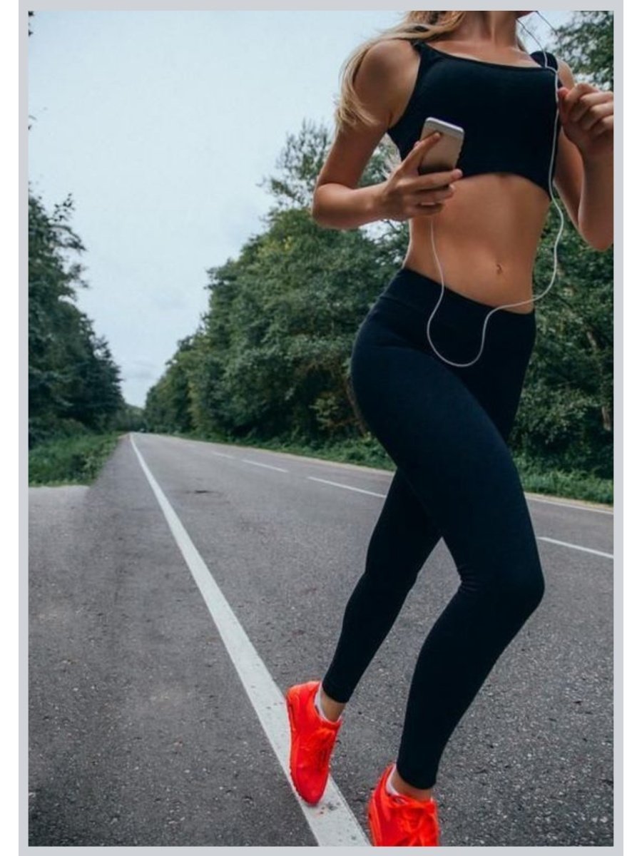 Спортивные девушки на пробежке