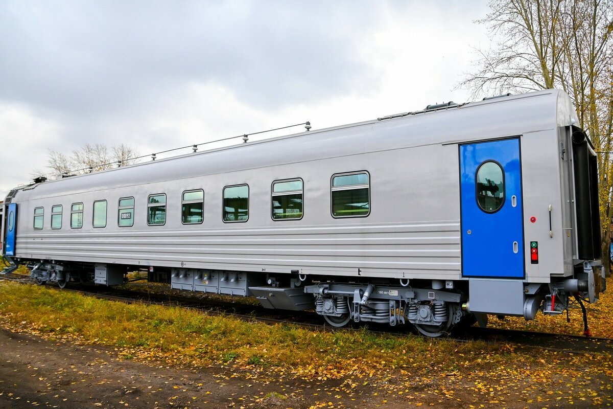 61-4440 Вагон пассажирский купейный