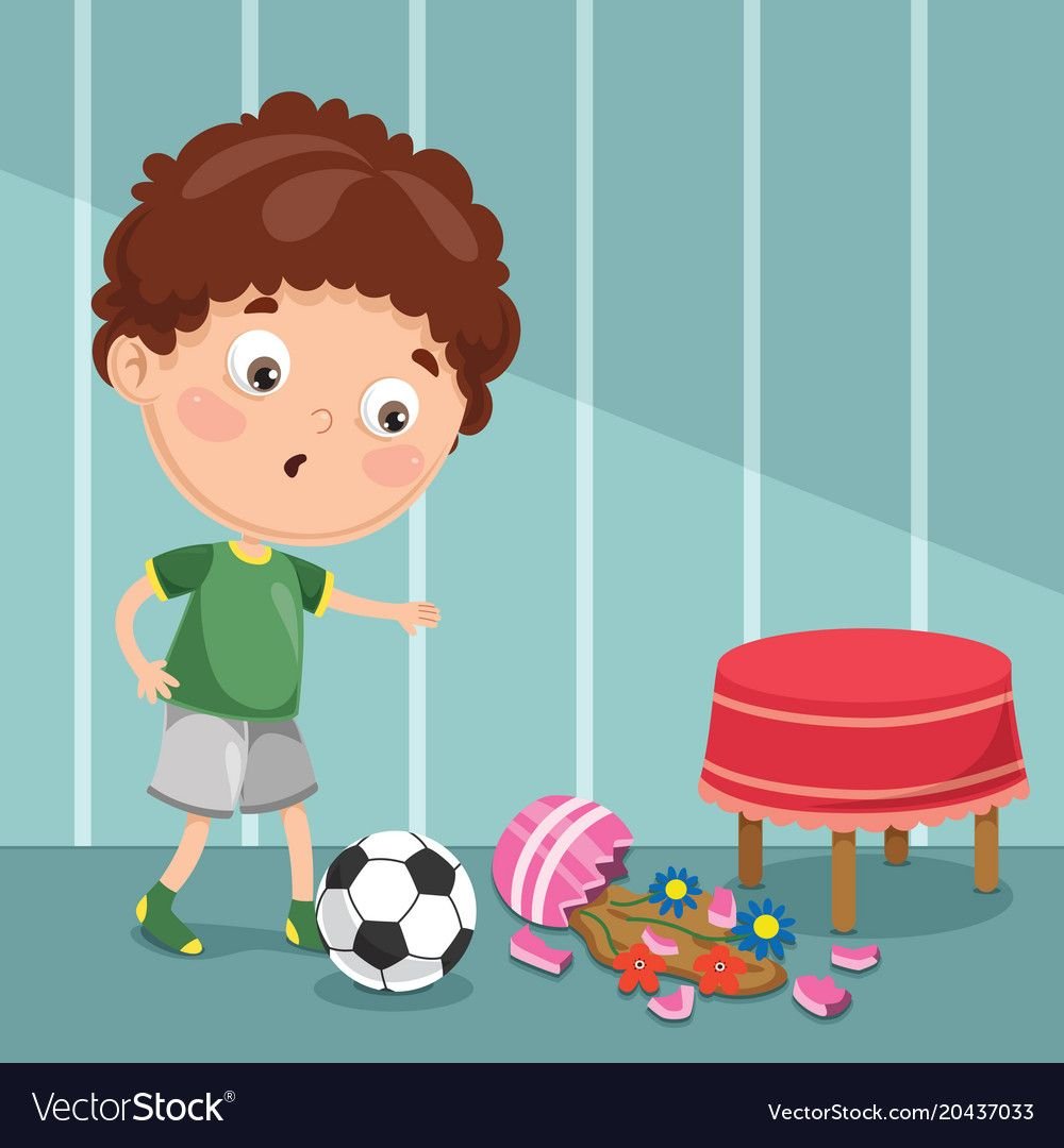 Мальчик разбил вазу