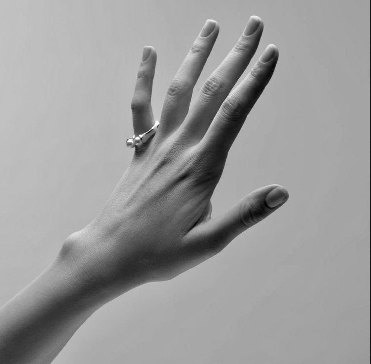 Женская рука