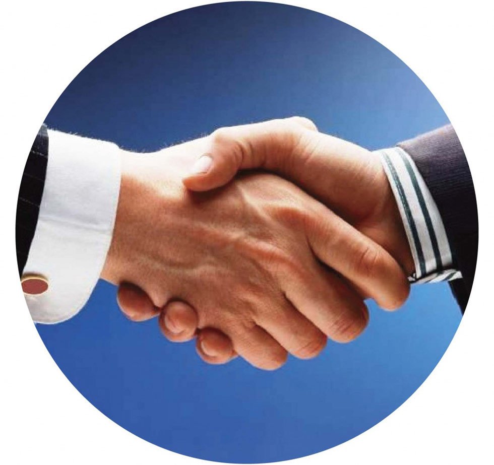 Рукопожатие партнеров