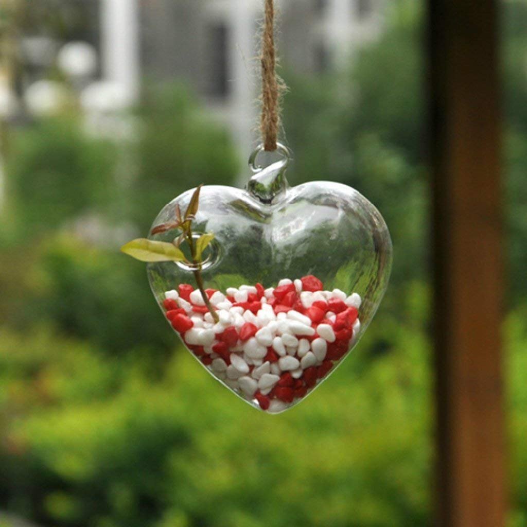 Красное стеклянное сердце