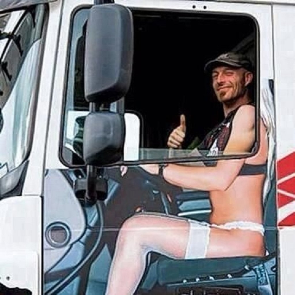 Смешной водитель грузовика