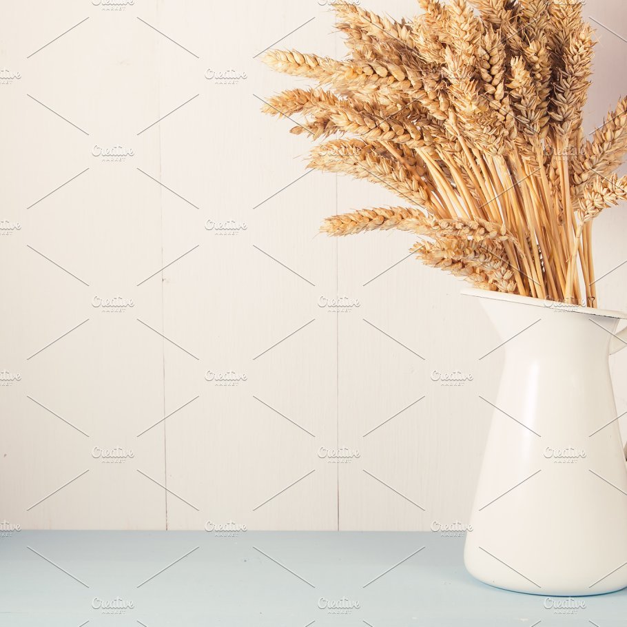 Ваза с колосьями