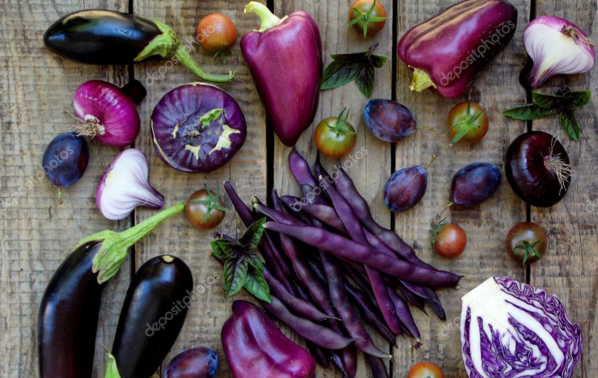 Овощи в фиолетовом ящике