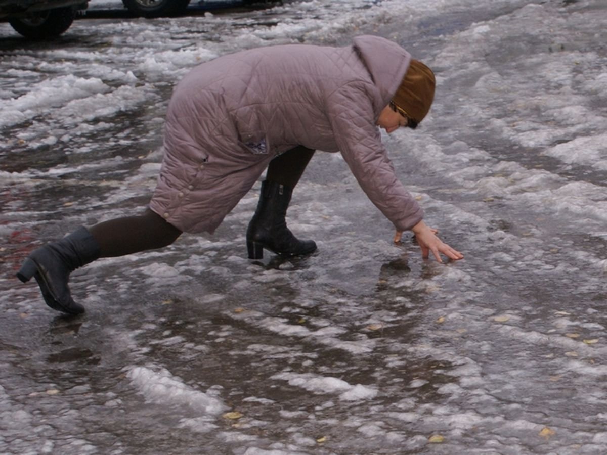 Будьте бдительны скользкий тротуар убивает культуру речи картинки
