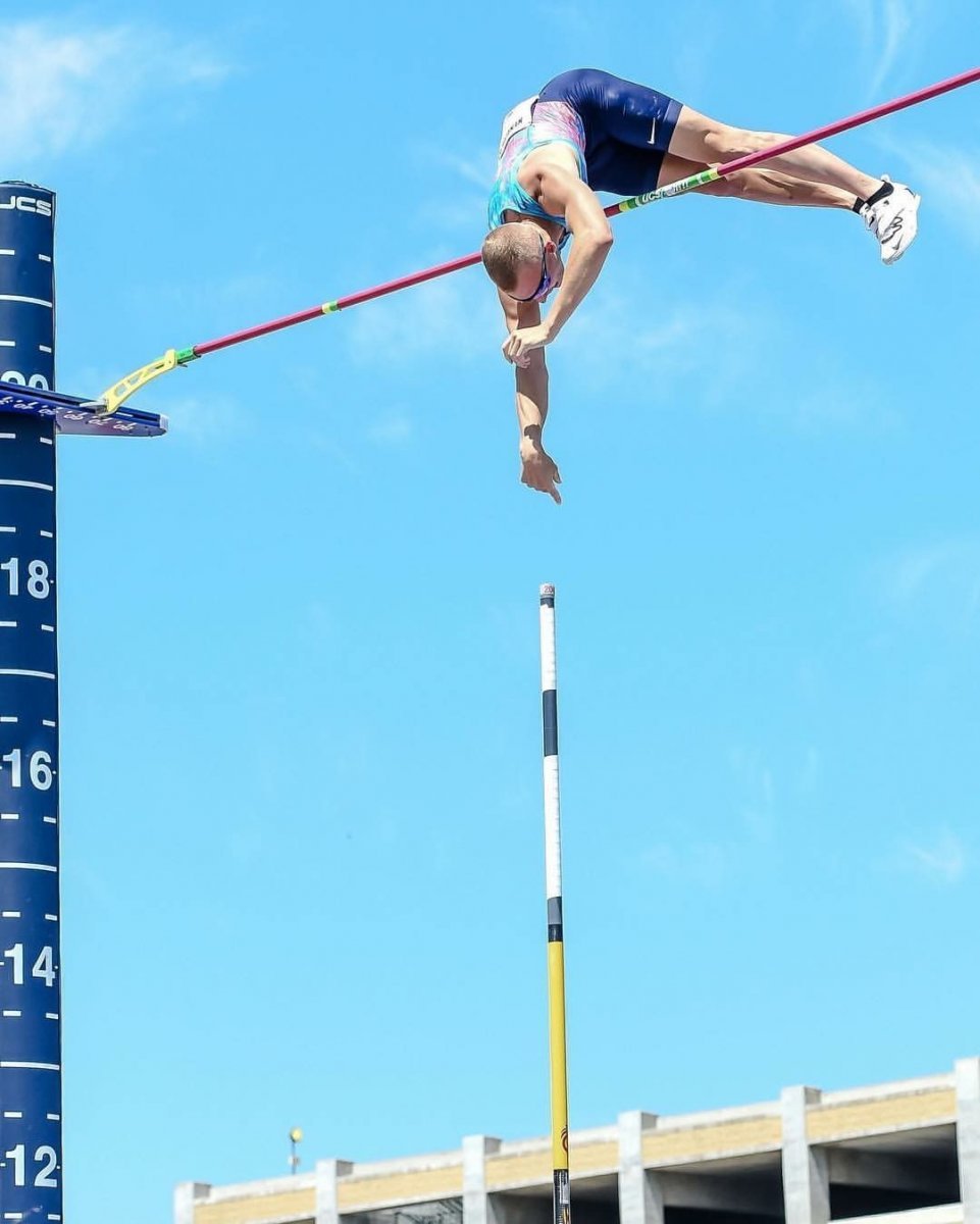 Валерий Николаевич Брумель