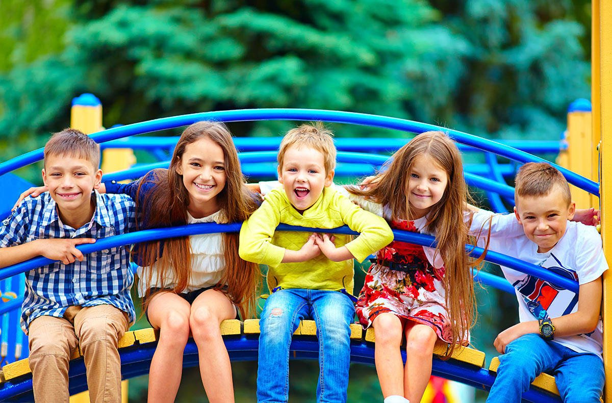 Дети на площадке