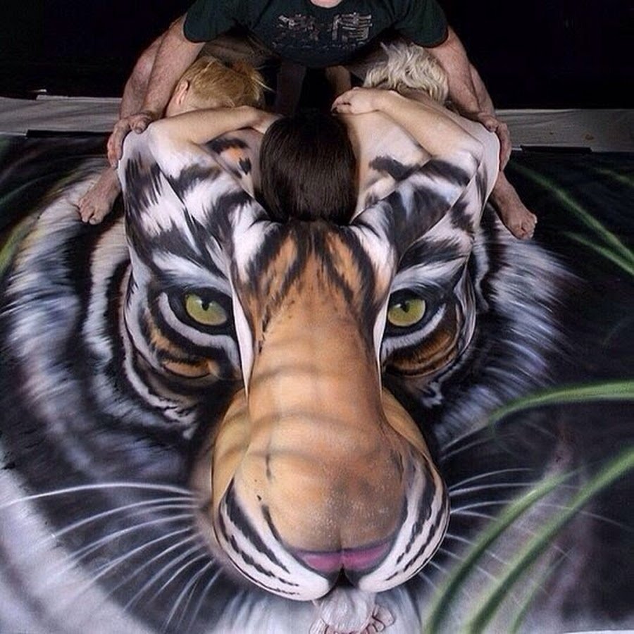 Смешной бодиарт