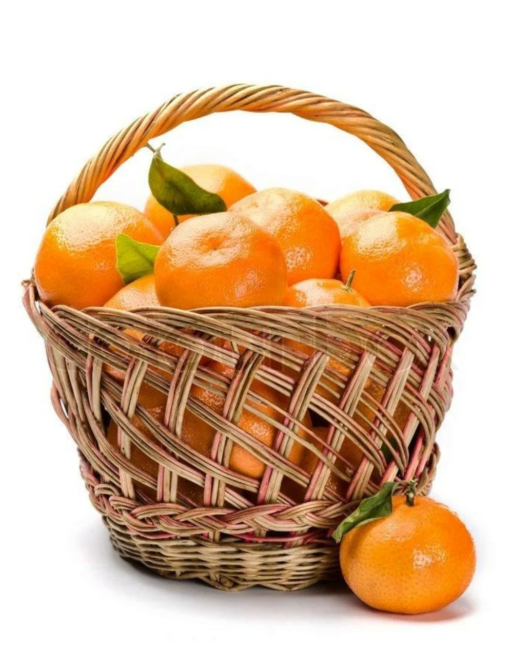 Корзинка с мандаринами