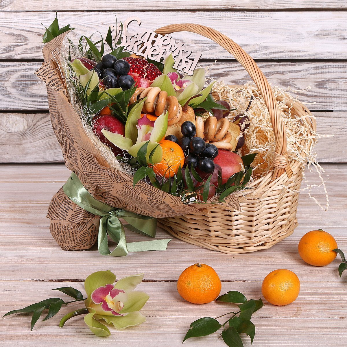 Мандарины на новогоднем столе