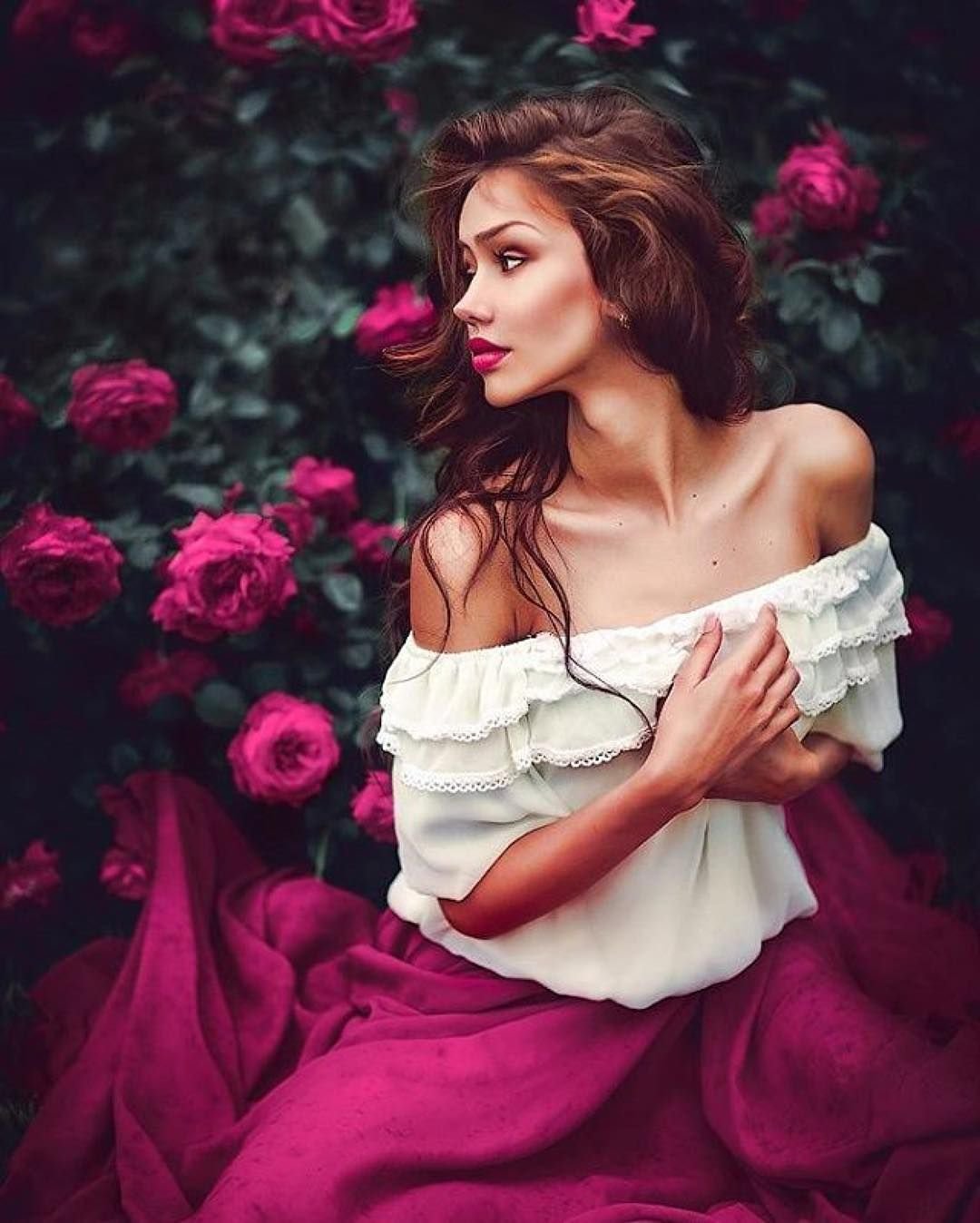 Мадалина Генеа в шляпе