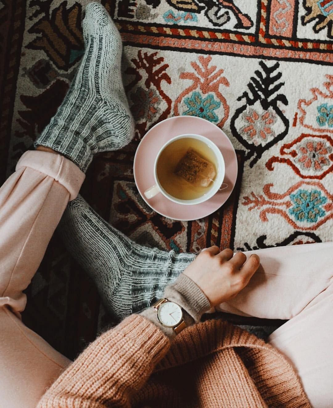 Чашка чая уютно