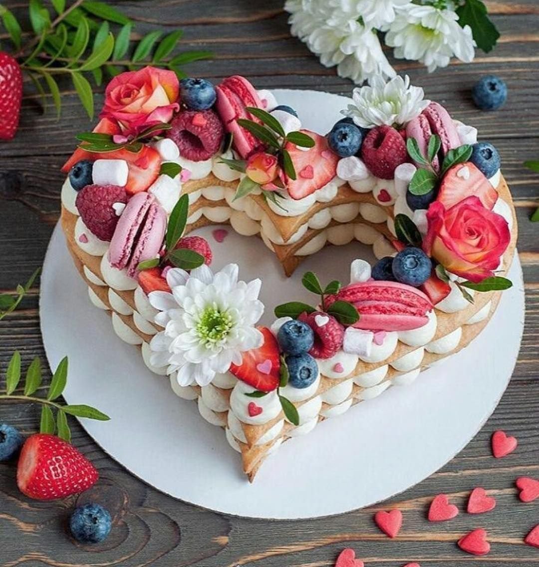 Креативные надписи на торт