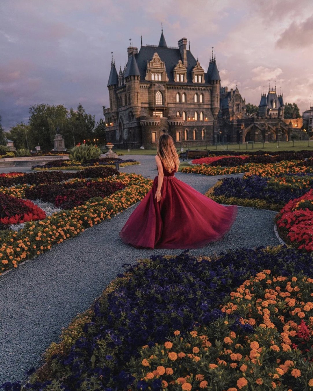 Замок Гарибальди платье