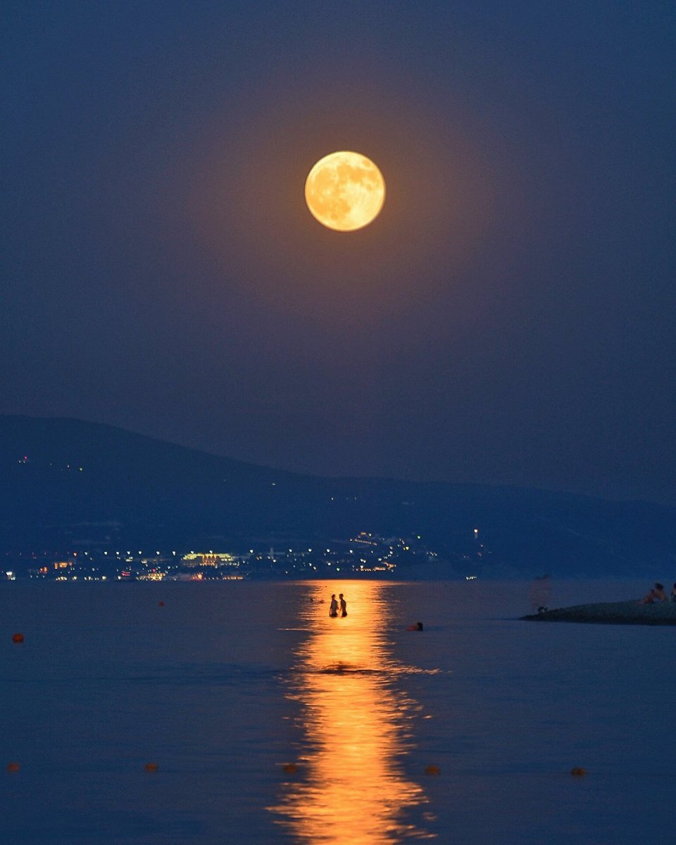 Гладь ночь море